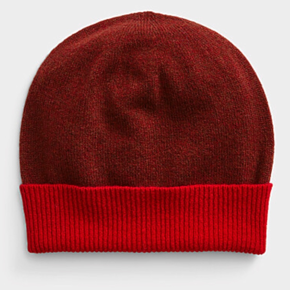 Mackie red and burgundy Maidens 100% lambswool tuque made in Scotland NWT